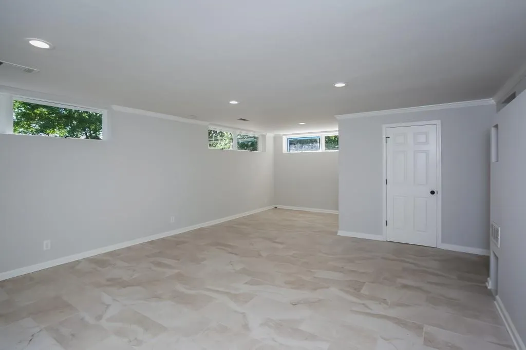 595 Spalding Drive, Sandy Springs, Georgia 30328, 5 Bedrooms Bedrooms, ,5 BathroomsBathrooms,Residential,Sold,595 Spalding Drive,5873932