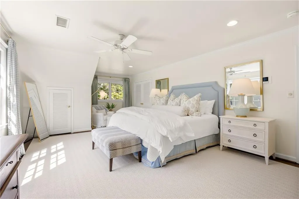 4755 Lafayette Avenue, Atlanta, Georgia 30327, 5 Bedrooms Bedrooms, ,4 BathroomsBathrooms,Residential,For Sale,4755 Lafayette Avenue,7679218