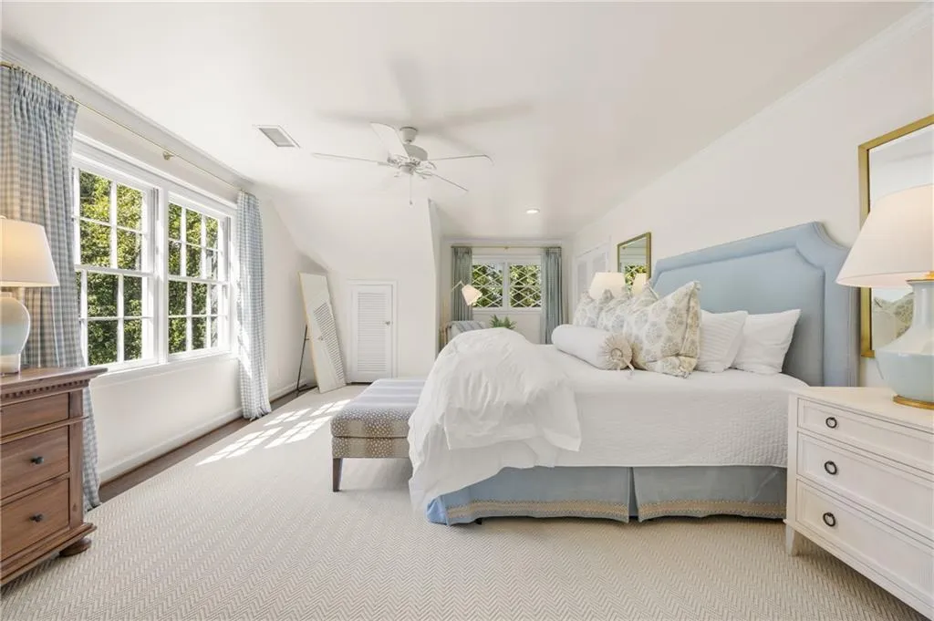 4755 Lafayette Avenue, Atlanta, Georgia 30327, 5 Bedrooms Bedrooms, ,4 BathroomsBathrooms,Residential,For Sale,4755 Lafayette Avenue,7679218