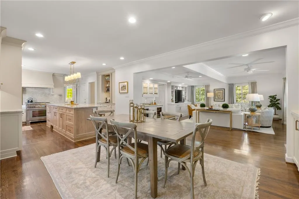 4755 Lafayette Avenue, Atlanta, Georgia 30327, 5 Bedrooms Bedrooms, ,4 BathroomsBathrooms,Residential,For Sale,4755 Lafayette Avenue,7679218