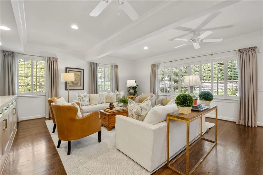 4755 Lafayette Avenue, Atlanta, Georgia 30327, 5 Bedrooms Bedrooms, ,4 BathroomsBathrooms,Residential,For Sale,4755 Lafayette Avenue,7679218