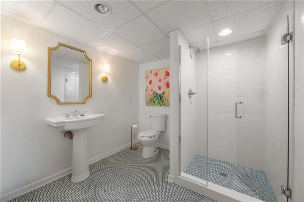 4755 Lafayette Avenue, Atlanta, Georgia 30327, 5 Bedrooms Bedrooms, ,4 BathroomsBathrooms,Residential,For Sale,4755 Lafayette Avenue,7679218