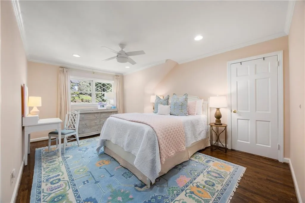 4755 Lafayette Avenue, Atlanta, Georgia 30327, 5 Bedrooms Bedrooms, ,4 BathroomsBathrooms,Residential,For Sale,4755 Lafayette Avenue,7679218