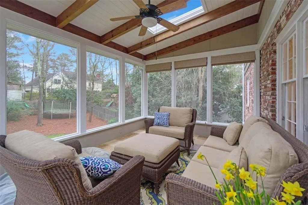 6315 River Overlook Drive, Sandy Springs, Georgia 30328, 5 Bedrooms Bedrooms, ,4 BathroomsBathrooms,Residential,Sold,6315 River Overlook Drive,5968571