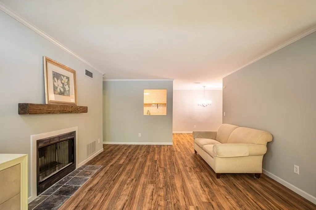 1608 Gettysburg Place Unit 1608, Sandy Springs, Georgia 30350, 2 Bedrooms Bedrooms, ,2 BathroomsBathrooms,Residential,Sold,1608 Gettysburg Place Unit 1608,6013286