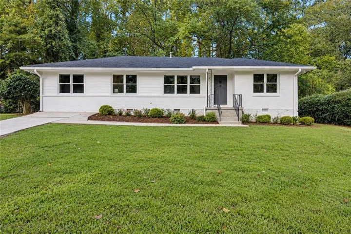 4589 Briarcliff Rd - Fully Renovated gem!