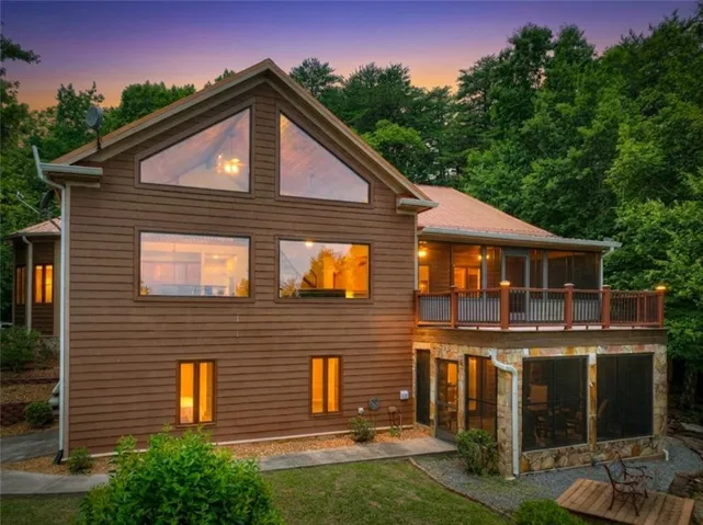 762 Pettit Ridge Road, Ellijay, Georgia 30536