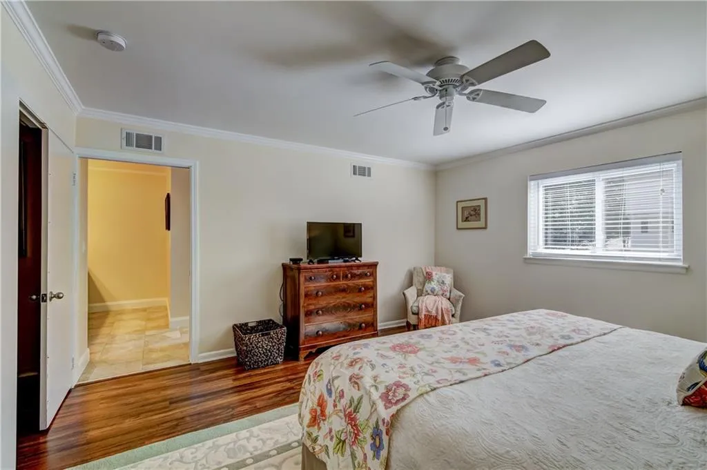 7343 Cardigan Circle, Sandy Springs, Georgia 30328, 3 Bedrooms Bedrooms, ,2 BathroomsBathrooms,Residential,Sold,7343 Cardigan Circle,6074667