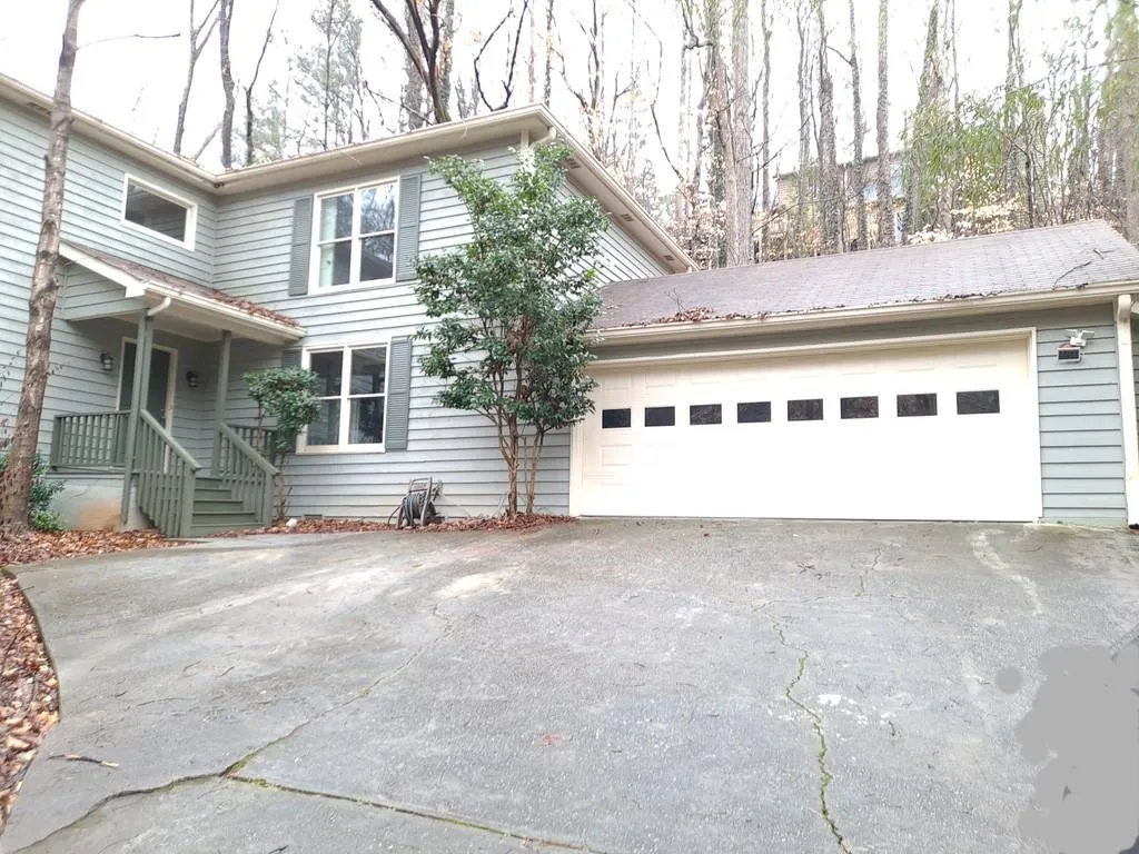 7127 Riverside Drive, Atlanta, Georgia 30328, 5 Bedrooms Bedrooms, ,3 BathroomsBathrooms,Residential,Sold,7127 Riverside Drive,6847195