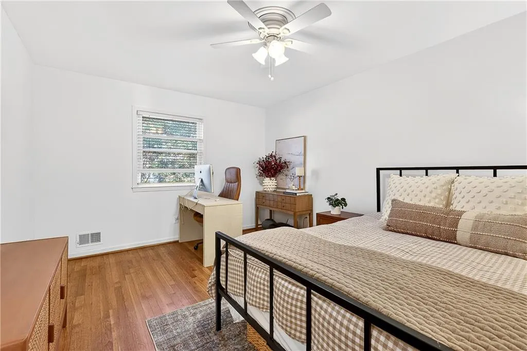 7290 Hunters Branch Drive, Sandy Springs, Georgia 30328, 5 Bedrooms Bedrooms, ,3 BathroomsBathrooms,Residential,Sold,7290 Hunters Branch Drive,7716398