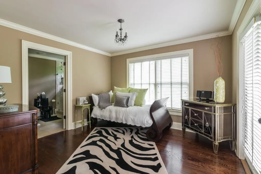 5332 Greenland Road Unit 101, Sandy Springs, Georgia 30342, 4 Bedrooms Bedrooms, ,3 BathroomsBathrooms,Residential,Sold,5332 Greenland Road Unit 101,5612235