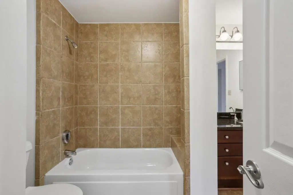 1209 River Green Drive Nw, Atlanta, Georgia 30327, 2 Bedrooms Bedrooms, ,2 BathroomsBathrooms,Residential,For Sale,1209 River Green Drive Nw,7627596
