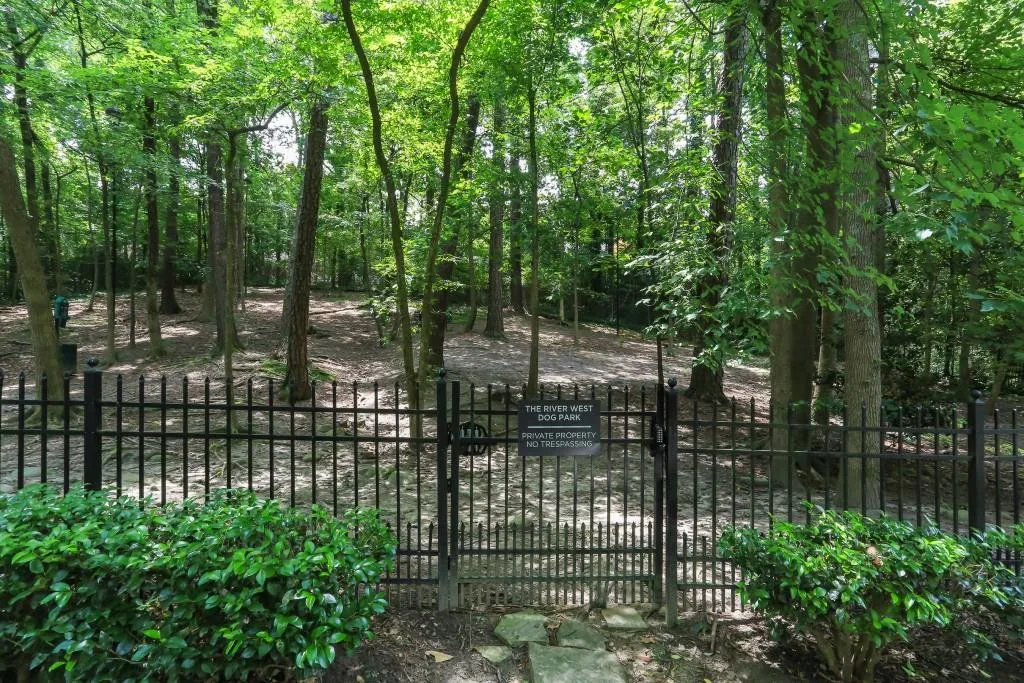 1209 River Green Drive Nw, Atlanta, Georgia 30327, 2 Bedrooms Bedrooms, ,2 BathroomsBathrooms,Residential,For Sale,1209 River Green Drive Nw,7627596