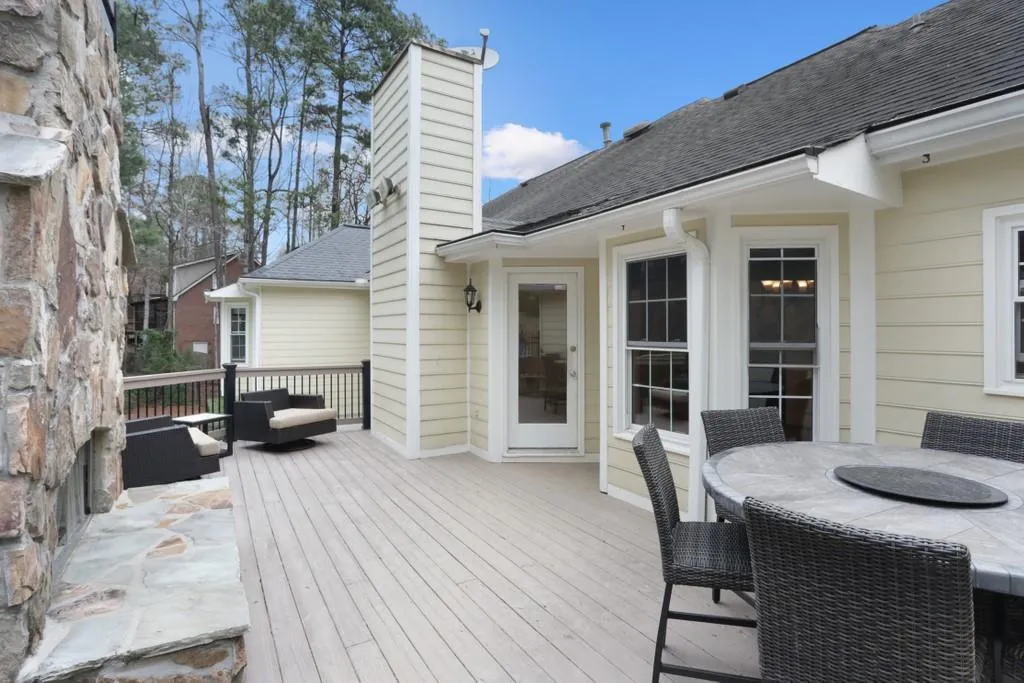 6995 Northgreen Drive, Sandy Springs, Georgia 30328, 6 Bedrooms Bedrooms, ,3 BathroomsBathrooms,Residential,Sold,6995 Northgreen Drive,6854825 6995 Northgreen Drive, Sandy Springs, Georgia 30328, 6 Bedrooms Bedrooms, ,3 BathroomsBathrooms,Residential,Sold,6995 Northgreen Drive,6854825