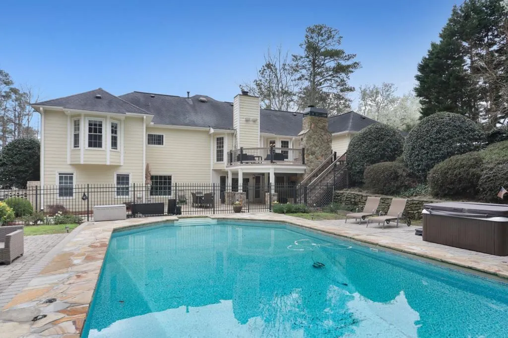 6995 Northgreen Drive, Sandy Springs, Georgia 30328, 6 Bedrooms Bedrooms, ,3 BathroomsBathrooms,Residential,Sold,6995 Northgreen Drive,6854825 6995 Northgreen Drive, Sandy Springs, Georgia 30328, 6 Bedrooms Bedrooms, ,3 BathroomsBathrooms,Residential,Sold,6995 Northgreen Drive,6854825