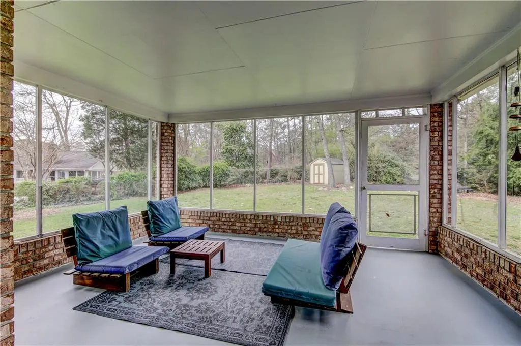 620 Wyncourtney Drive, Sandy Springs, Georgia 30328, 4 Bedrooms Bedrooms, ,3 BathroomsBathrooms,Residential,Sold,620 Wyncourtney Drive,5977109