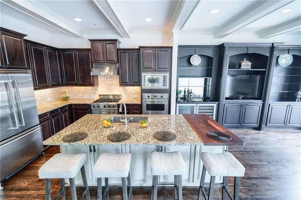 679 Lockton Place, Atlanta, Georgia 30342, 4 Bedrooms Bedrooms, ,4 BathroomsBathrooms,Residential,Sold,679 Lockton Place,5951654