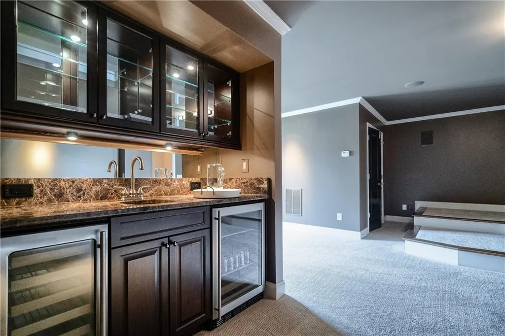 679 Lockton Place, Atlanta, Georgia 30342, 4 Bedrooms Bedrooms, ,4 BathroomsBathrooms,Residential,Sold,679 Lockton Place,5951654