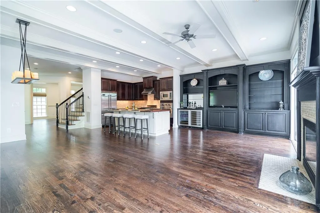 679 Lockton Place, Atlanta, Georgia 30342, 4 Bedrooms Bedrooms, ,4 BathroomsBathrooms,Residential,Sold,679 Lockton Place,5951654