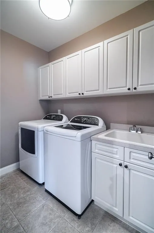 679 Lockton Place, Atlanta, Georgia 30342, 4 Bedrooms Bedrooms, ,4 BathroomsBathrooms,Residential,Sold,679 Lockton Place,5951654