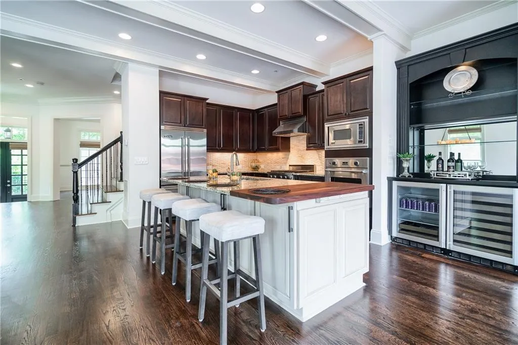 679 Lockton Place, Atlanta, Georgia 30342, 4 Bedrooms Bedrooms, ,4 BathroomsBathrooms,Residential,Sold,679 Lockton Place,5951654