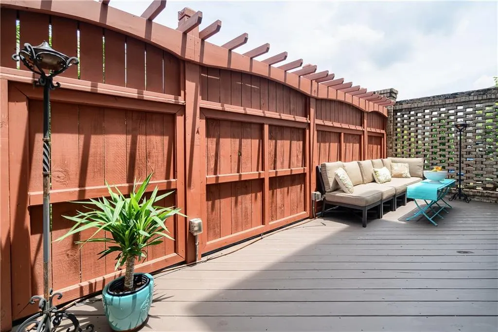 679 Lockton Place, Atlanta, Georgia 30342, 4 Bedrooms Bedrooms, ,4 BathroomsBathrooms,Residential,Sold,679 Lockton Place,5951654