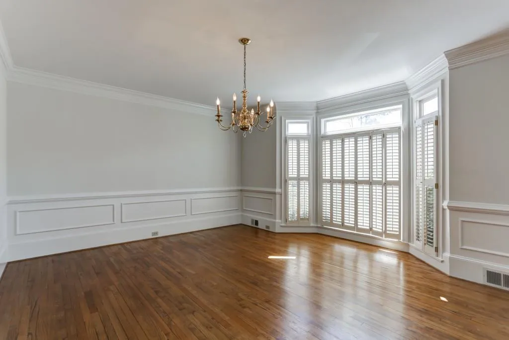 110 Grosvenor Place, Sandy Springs, Georgia 30328, 3 Bedrooms Bedrooms, ,2 BathroomsBathrooms,Residential,Sold,110 Grosvenor Place,6529970