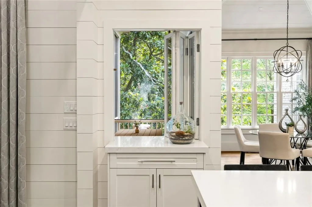 Kitchen pass-through to the screened porch