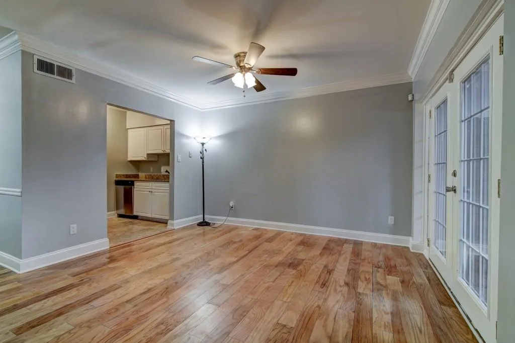 6980 Roswell Road Unit K12, Sandy Springs, Georgia 30328, 2 Bedrooms Bedrooms, ,1 BathroomBathrooms,Residential,Sold,6980 Roswell Road Unit K12,6118097
