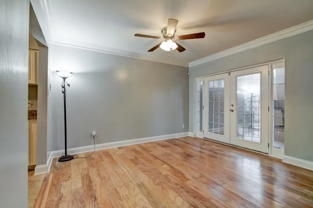 6980 Roswell Road Unit K12, Sandy Springs, Georgia 30328, 2 Bedrooms Bedrooms, ,1 BathroomBathrooms,Residential,Sold,6980 Roswell Road Unit K12,6118097