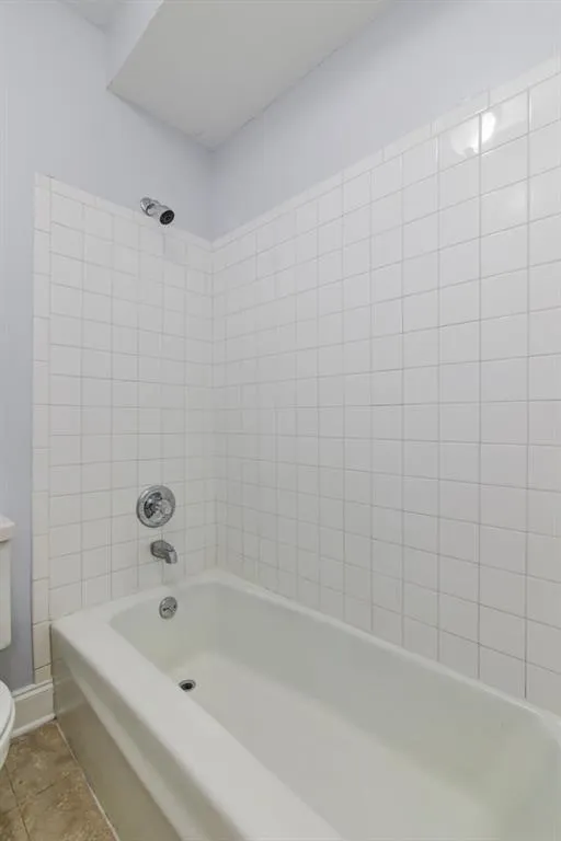 6980 Roswell Road Unit K12, Sandy Springs, Georgia 30328, 2 Bedrooms Bedrooms, ,1 BathroomBathrooms,Residential,Sold,6980 Roswell Road Unit K12,6118097