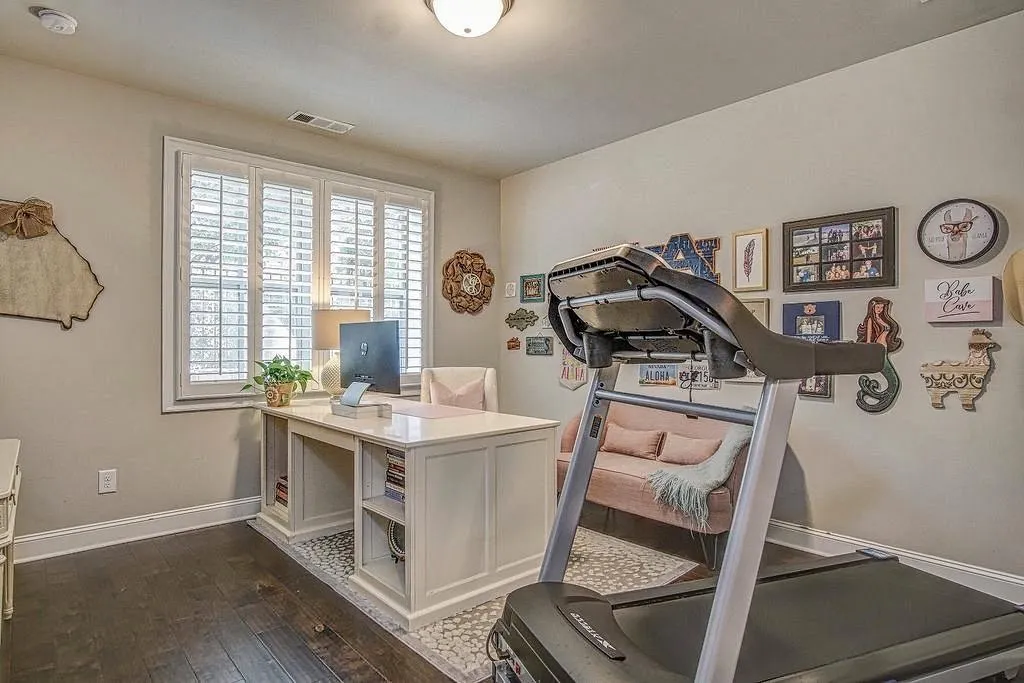 4220 Deming Circle, Atlanta, Georgia 30342, 3 Bedrooms Bedrooms, ,3 BathroomsBathrooms,Residential,Sold,4220 Deming Circle,7087573
