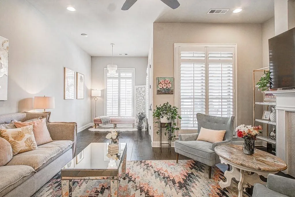 4220 Deming Circle, Atlanta, Georgia 30342, 3 Bedrooms Bedrooms, ,3 BathroomsBathrooms,Residential,Sold,4220 Deming Circle,7087573