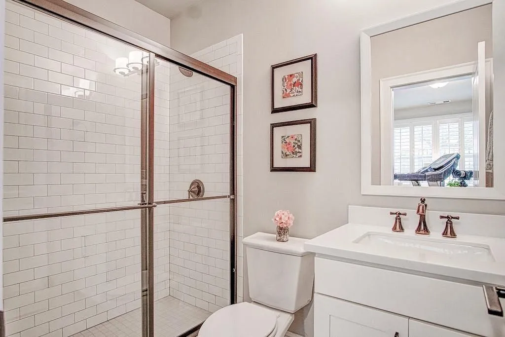 4220 Deming Circle, Atlanta, Georgia 30342, 3 Bedrooms Bedrooms, ,3 BathroomsBathrooms,Residential,Sold,4220 Deming Circle,7087573