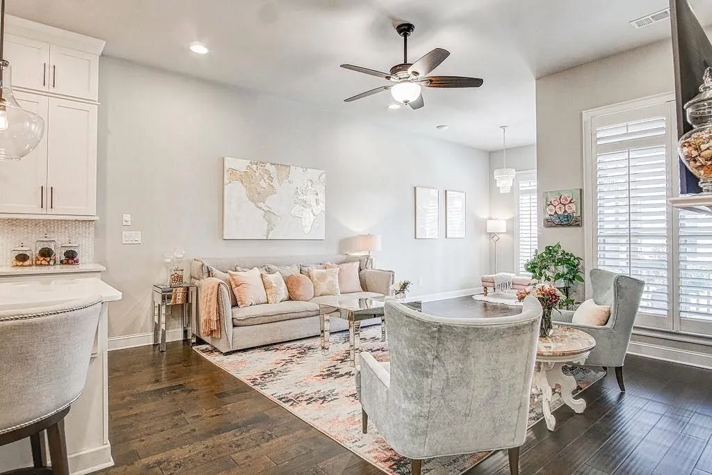 4220 Deming Circle, Atlanta, Georgia 30342, 3 Bedrooms Bedrooms, ,3 BathroomsBathrooms,Residential,Sold,4220 Deming Circle,7087573