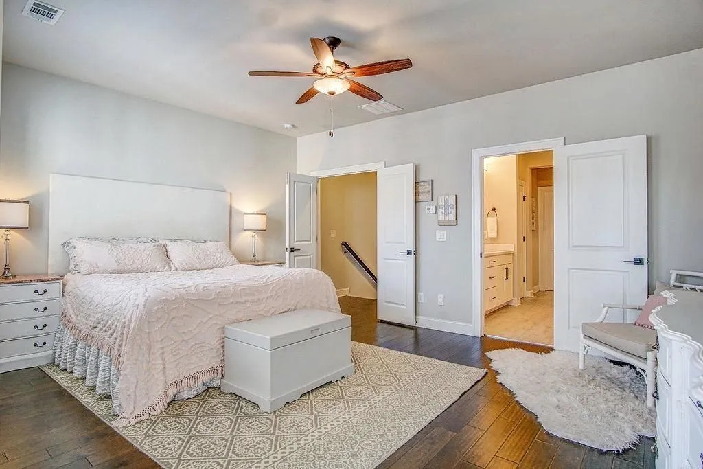4220 Deming Circle, Atlanta, Georgia 30342, 3 Bedrooms Bedrooms, ,3 BathroomsBathrooms,Residential,Sold,4220 Deming Circle,7087573