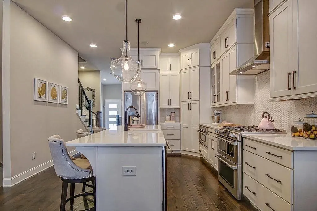 4220 Deming Circle, Atlanta, Georgia 30342, 3 Bedrooms Bedrooms, ,3 BathroomsBathrooms,Residential,Sold,4220 Deming Circle,7087573