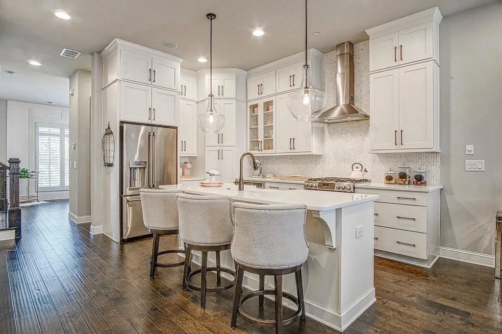 4220 Deming Circle, Atlanta, Georgia 30342, 3 Bedrooms Bedrooms, ,3 BathroomsBathrooms,Residential,Sold,4220 Deming Circle,7087573