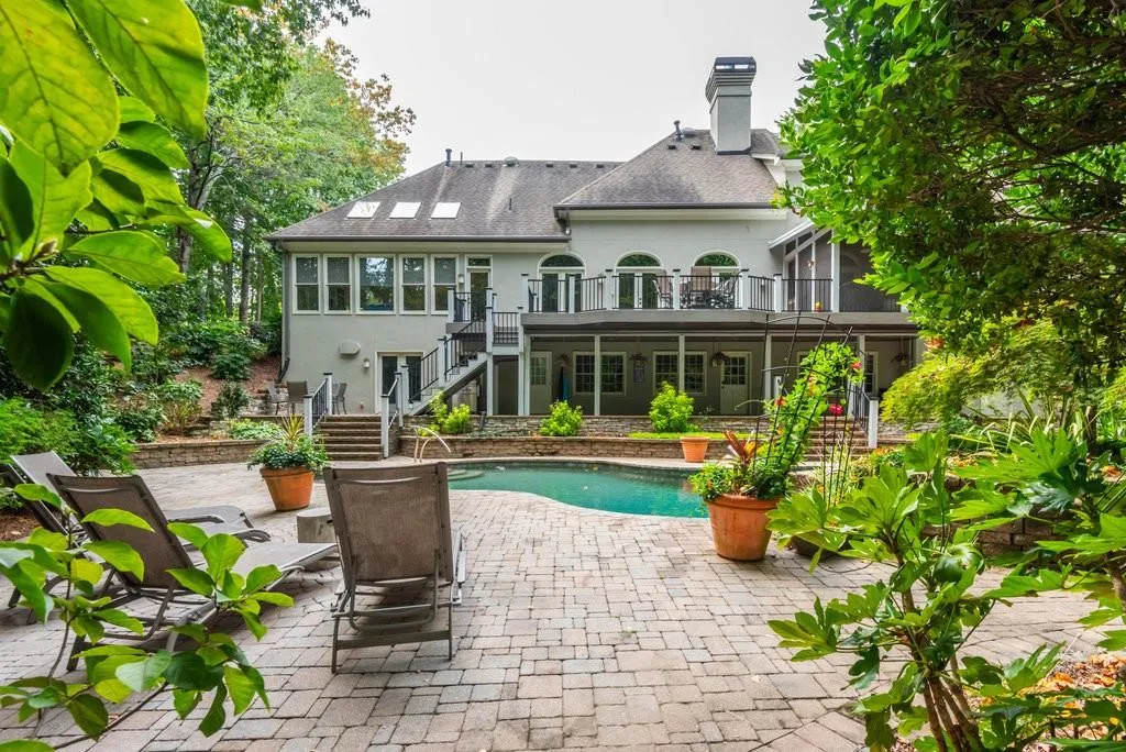 825 Marseilles Drive, Atlanta, Georgia 30327, 5 Bedrooms Bedrooms, ,5 BathroomsBathrooms,Residential,Sold,825 Marseilles Drive,7471245