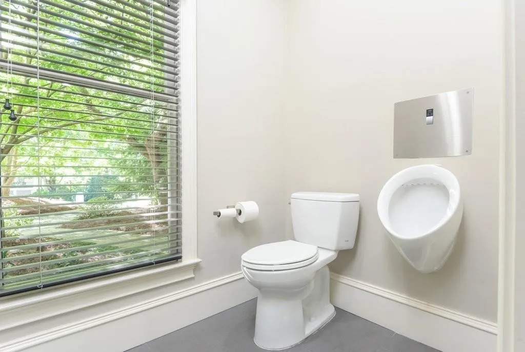 825 Marseilles Drive, Atlanta, Georgia 30327, 5 Bedrooms Bedrooms, ,5 BathroomsBathrooms,Residential,Sold,825 Marseilles Drive,7471245