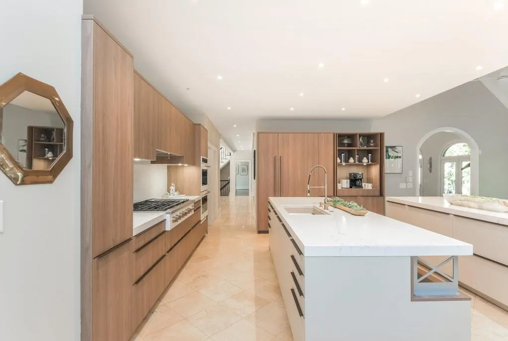 825 Marseilles Drive, Atlanta, Georgia 30327, 5 Bedrooms Bedrooms, ,5 BathroomsBathrooms,Residential,Sold,825 Marseilles Drive,7471245