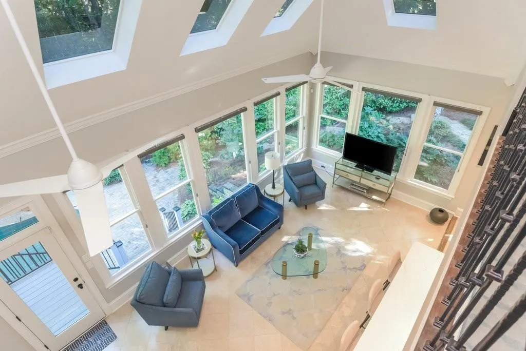 825 Marseilles Drive, Atlanta, Georgia 30327, 5 Bedrooms Bedrooms, ,5 BathroomsBathrooms,Residential,Sold,825 Marseilles Drive,7471245