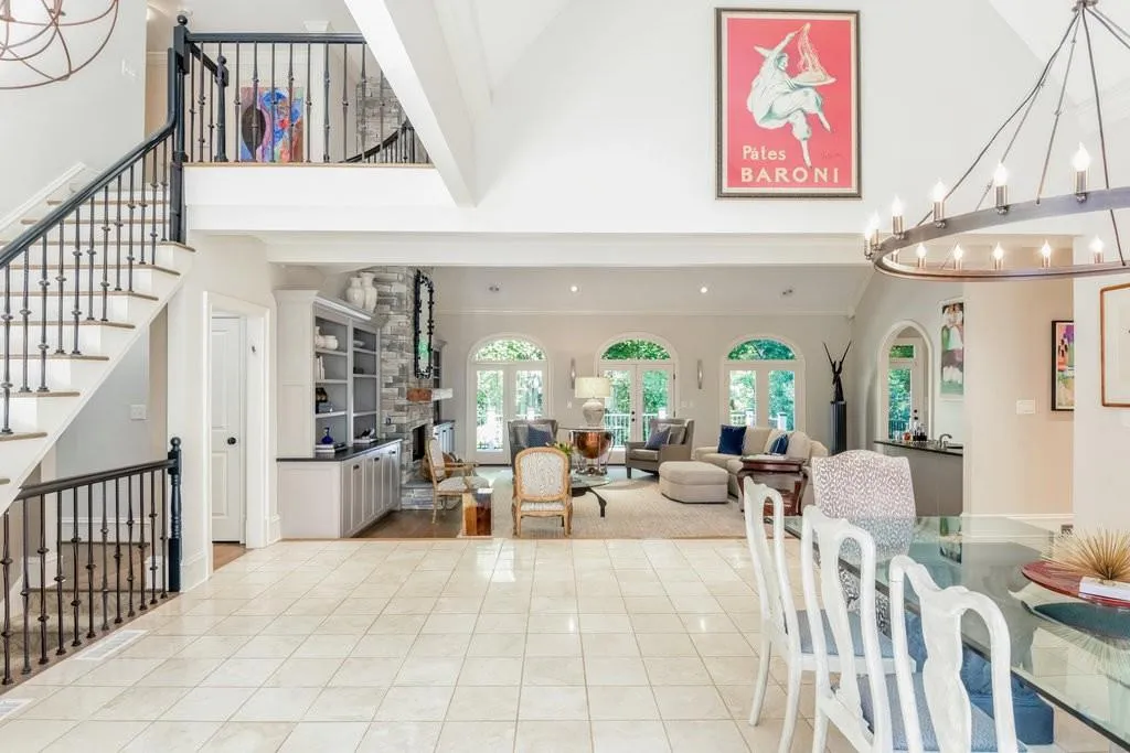 825 Marseilles Drive, Atlanta, Georgia 30327, 5 Bedrooms Bedrooms, ,5 BathroomsBathrooms,Residential,Sold,825 Marseilles Drive,7471245