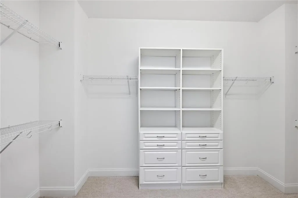 6413 Radiant Trace, Atlanta, Georgia 30328, 3 Bedrooms Bedrooms, ,3 BathroomsBathrooms,Residential,For Sale,6413 Radiant Trace,7725271