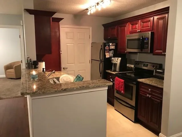 4104 Santa Fe Parkway, Sandy Springs, Georgia 30350, 2 Bedrooms Bedrooms, ,2 BathroomsBathrooms,Residential,Sold,4104 Santa Fe Parkway,6669724