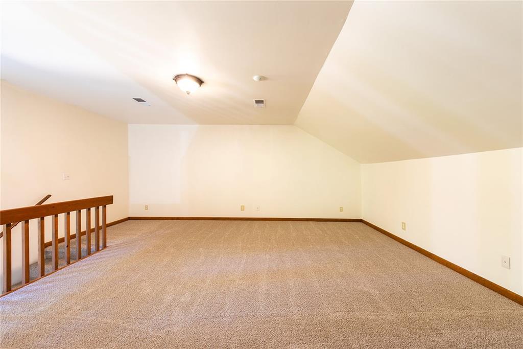 9880 Huntcliff Trace, Sandy Springs, Georgia 30350, 4 Bedrooms Bedrooms, ,3 BathroomsBathrooms,Residential,Sold,9880 Huntcliff Trace,7283845