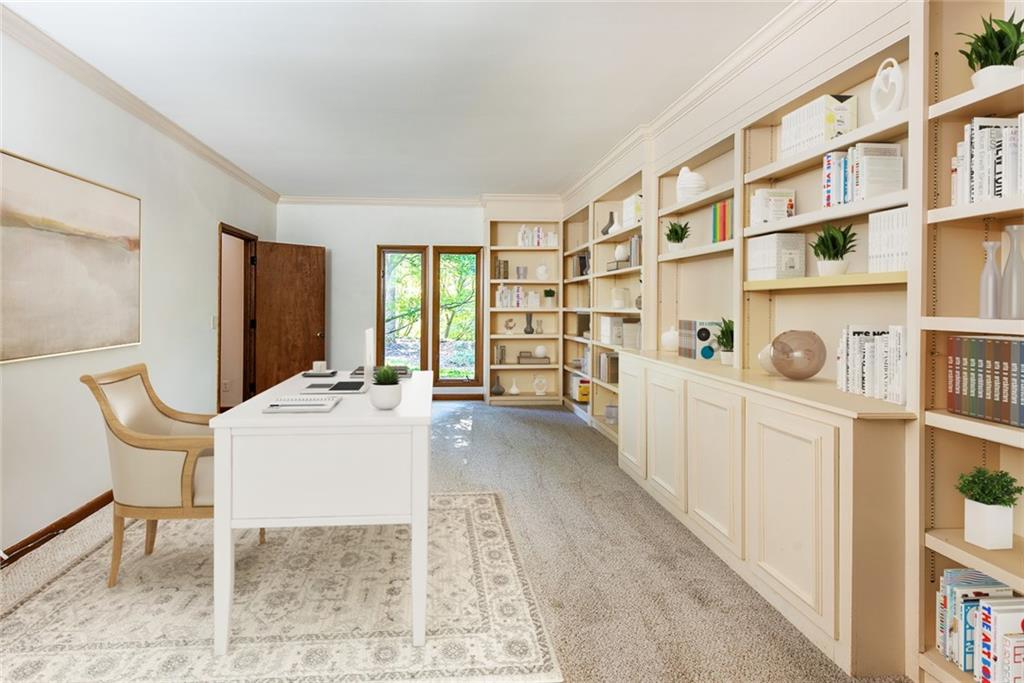 9880 Huntcliff Trace, Sandy Springs, Georgia 30350, 4 Bedrooms Bedrooms, ,3 BathroomsBathrooms,Residential,Sold,9880 Huntcliff Trace,7283845