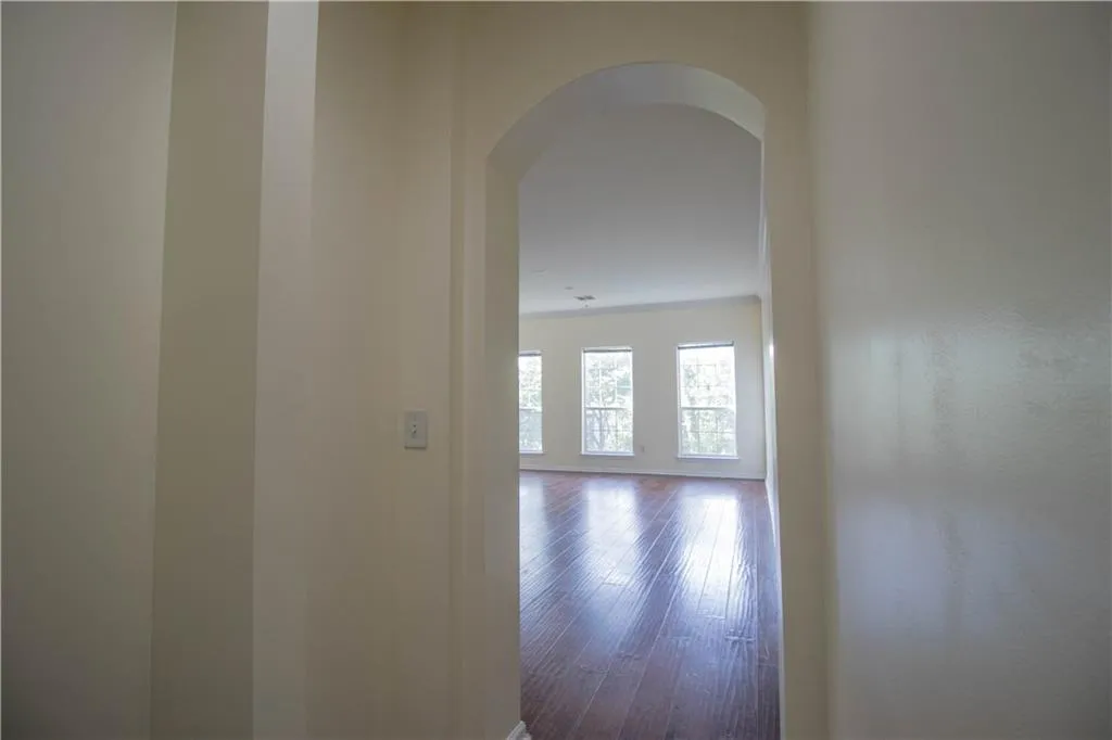 5641 Roswell Road Unit 108, Sandy Springs, Georgia 30342, 1 Bedroom Bedrooms, ,1 BathroomBathrooms,Residential,Sold,5641 Roswell Road Unit 108,6562373