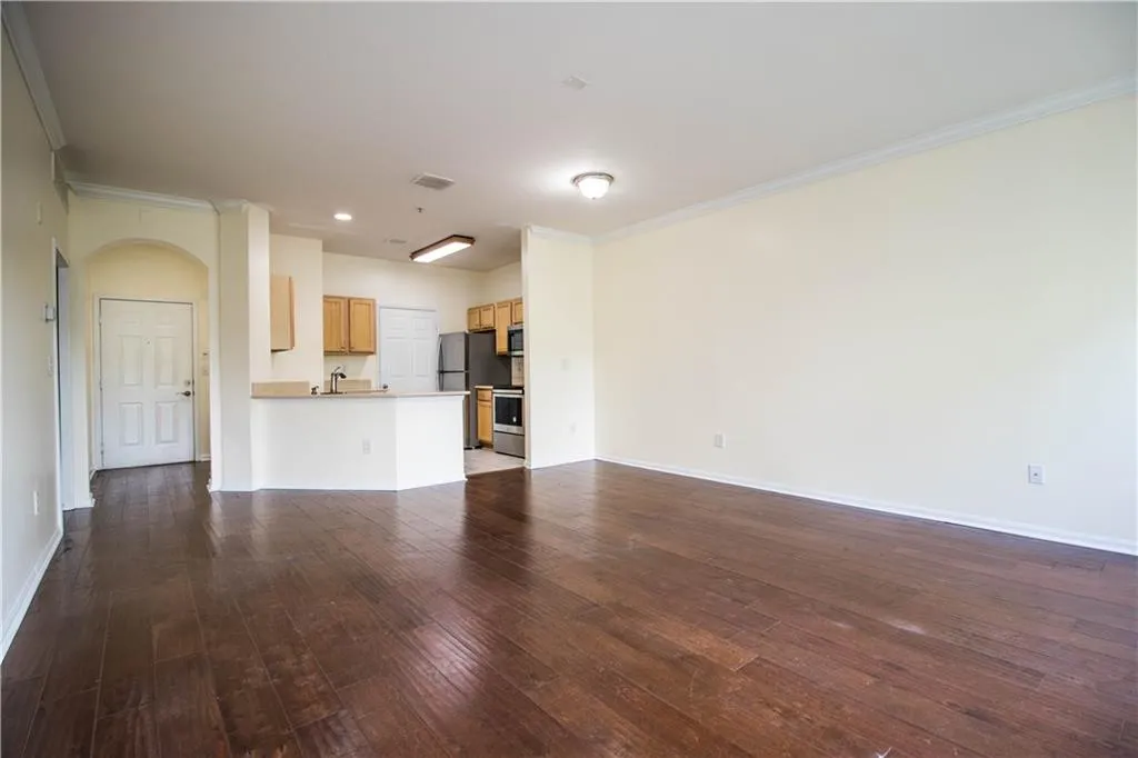 5641 Roswell Road Unit 108, Sandy Springs, Georgia 30342, 1 Bedroom Bedrooms, ,1 BathroomBathrooms,Residential,Sold,5641 Roswell Road Unit 108,6562373
