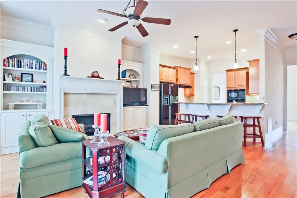 1059 Pearl Point, Atlanta, Georgia 30328, 3 Bedrooms Bedrooms, ,3 BathroomsBathrooms,Residential,Sold,1059 Pearl Point,7024550